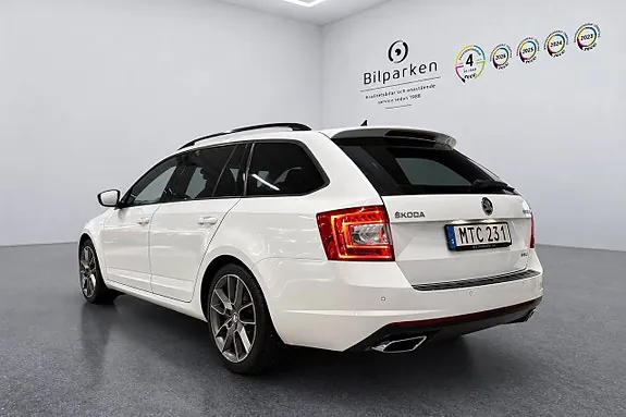 Skoda Octavia 2015 photo 3