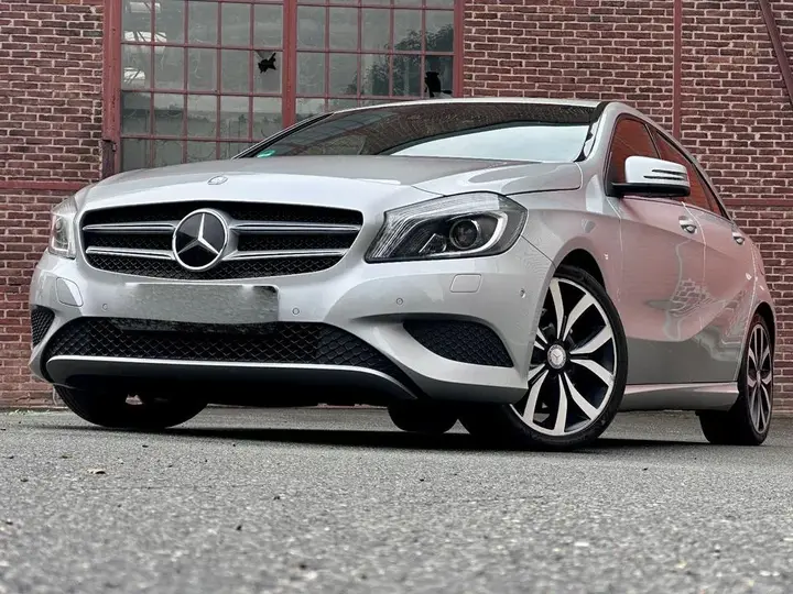 Mercedes-Benz A 250