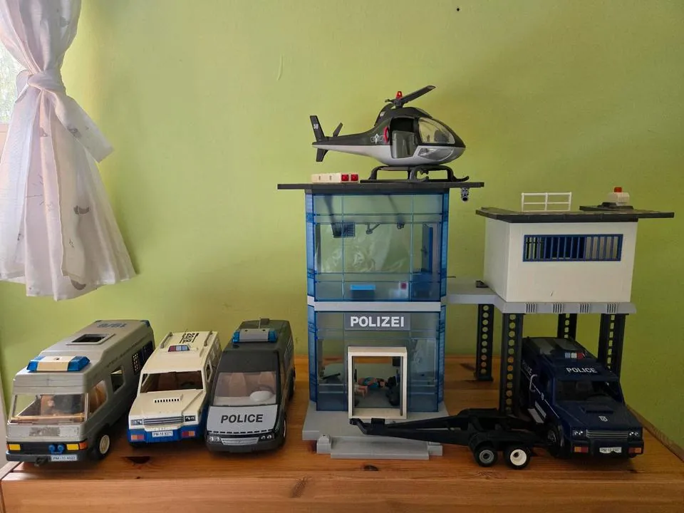 Playmobil Police Station