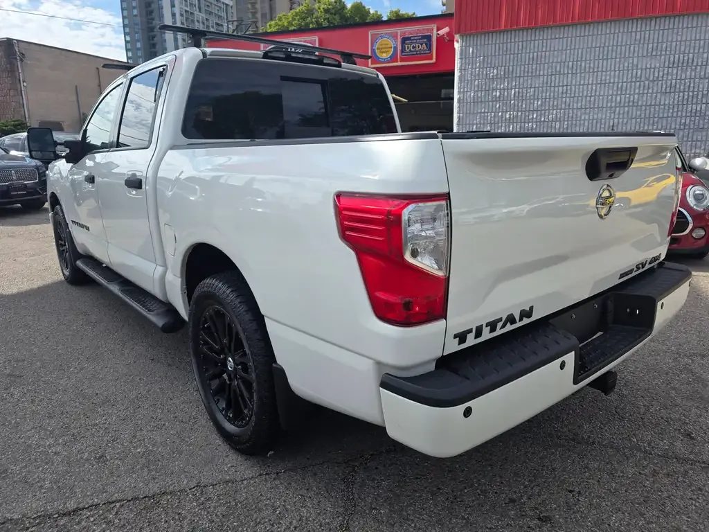 Nissan Titan 2018 photo 4