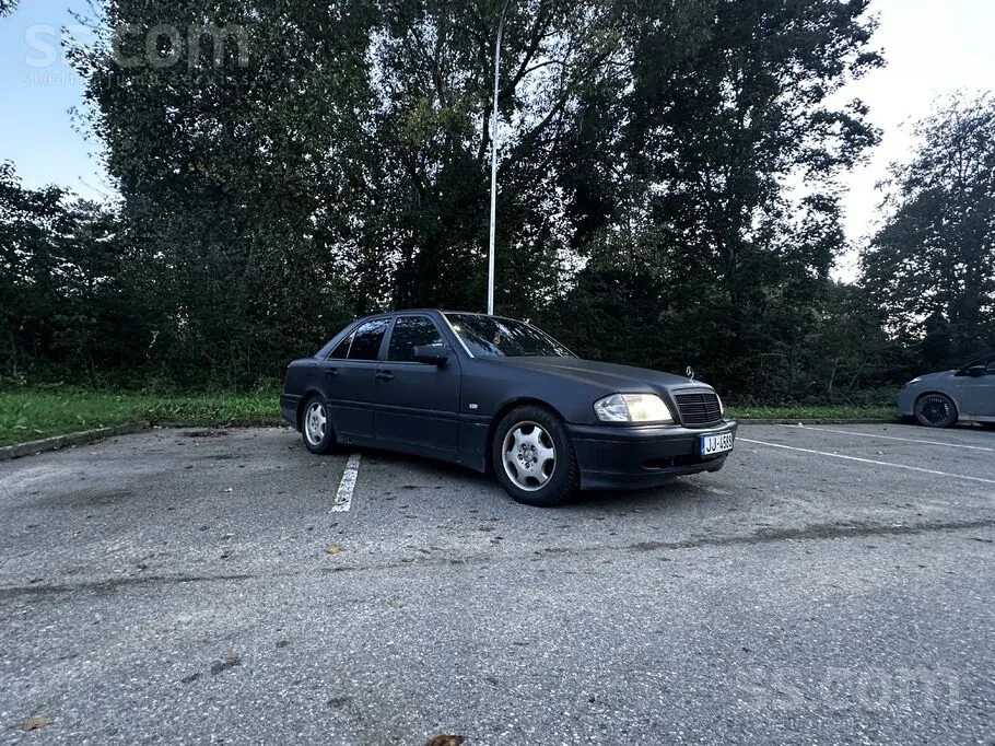 Mercedes-Benz C250 1996 photo 3