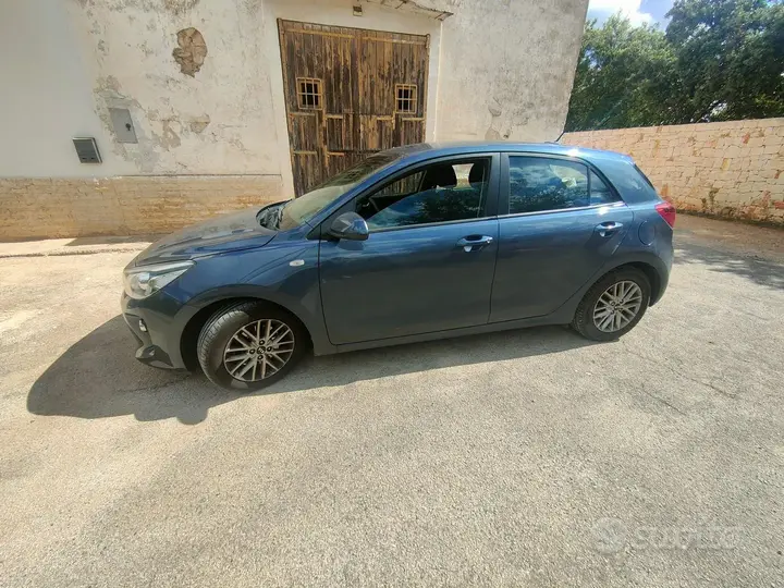 Kia Rio 2017 photo 5