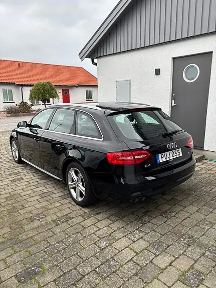 Audi A4 2013 photo 2