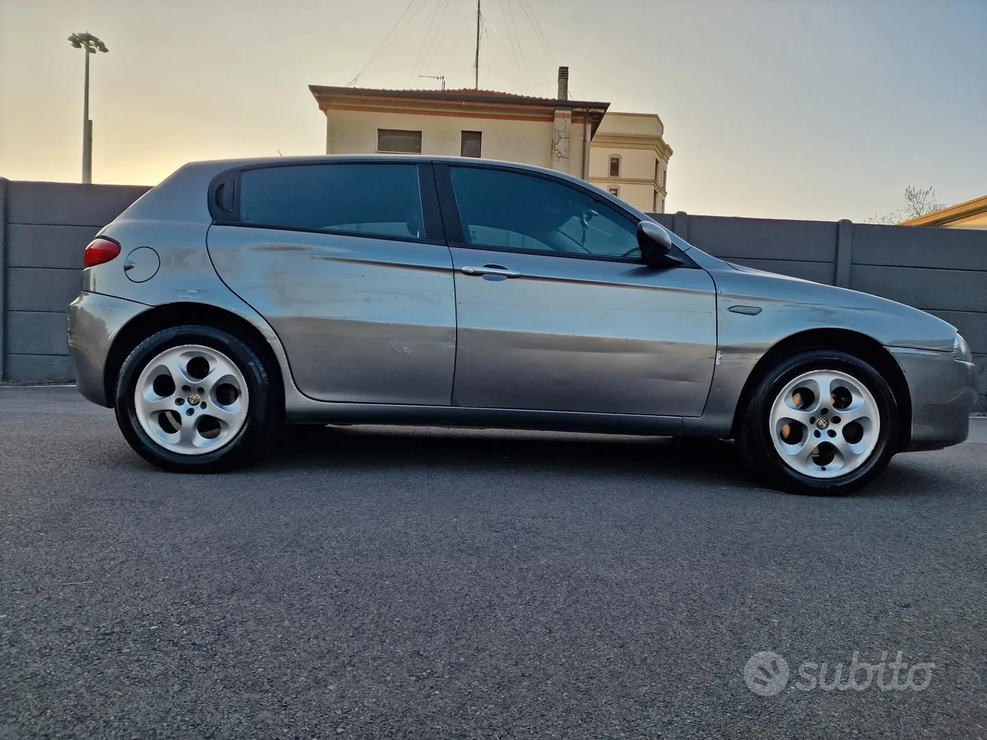 Alfa Romeo 147 2006 photo 5