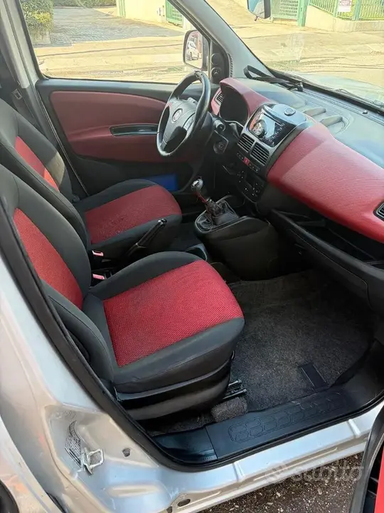 Fiat Doblo 2010 photo 5