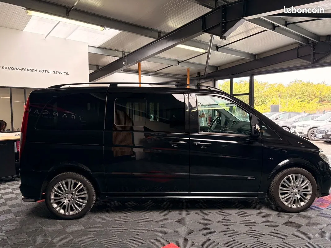 Mercedes-Benz Viano 2009 photo 5