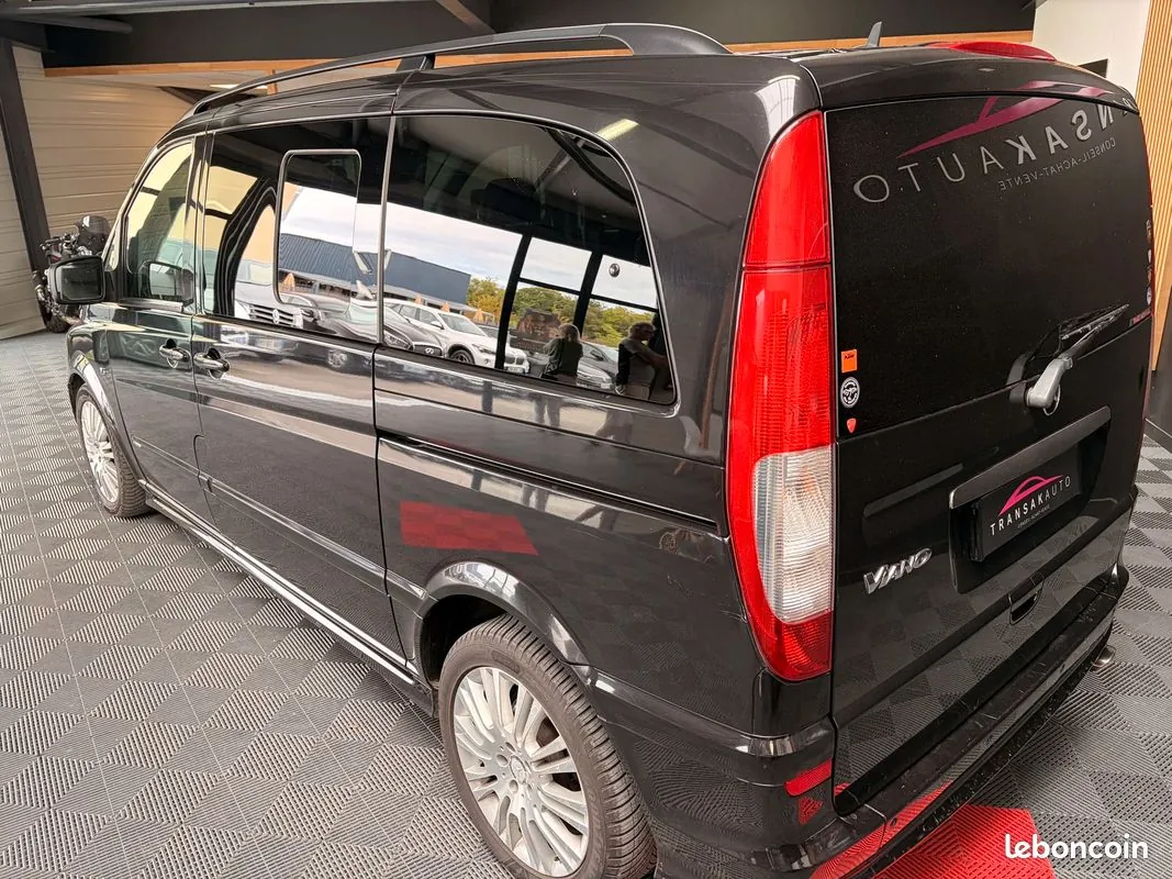 Mercedes-Benz Viano 2009 photo 3