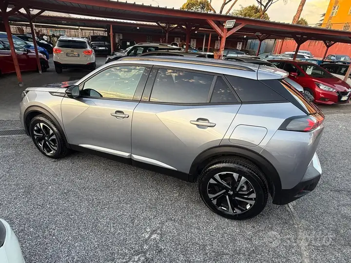 Peugeot 2008 2023 photo 4