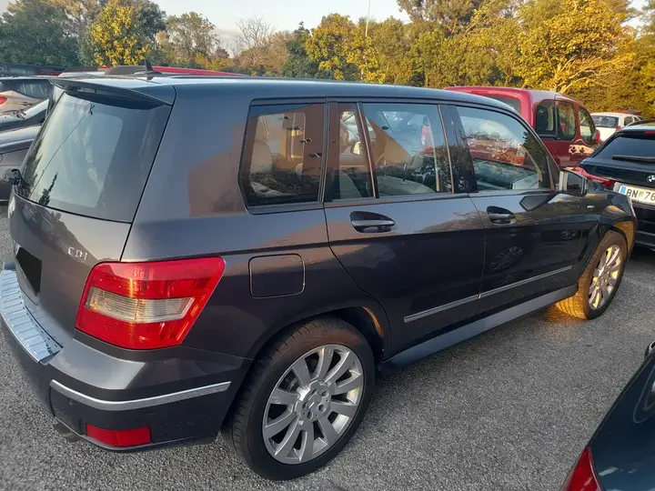 Mercedes-Benz Glk Class 2010 photo 3