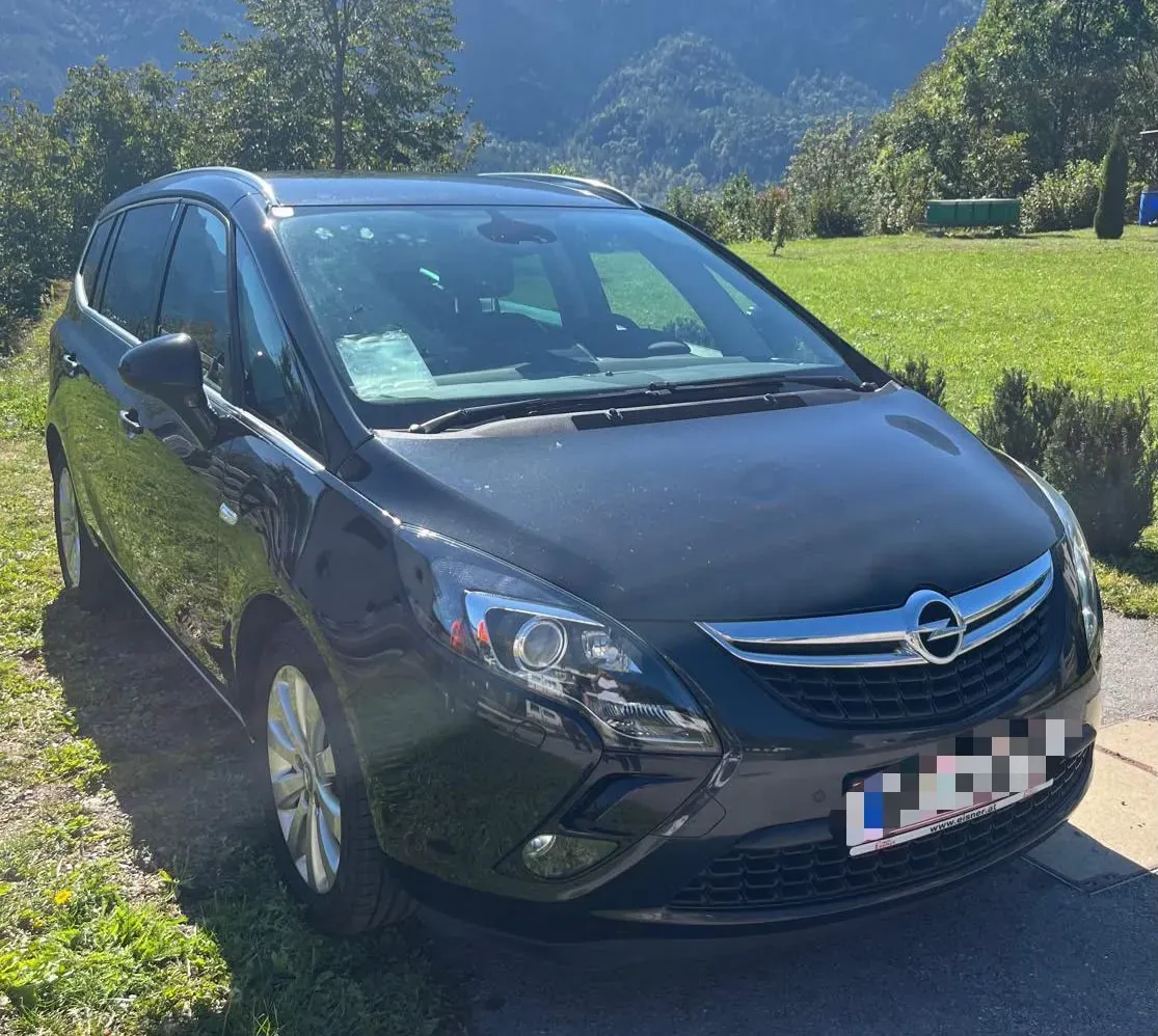 Opel Zafira 2016 photo 2