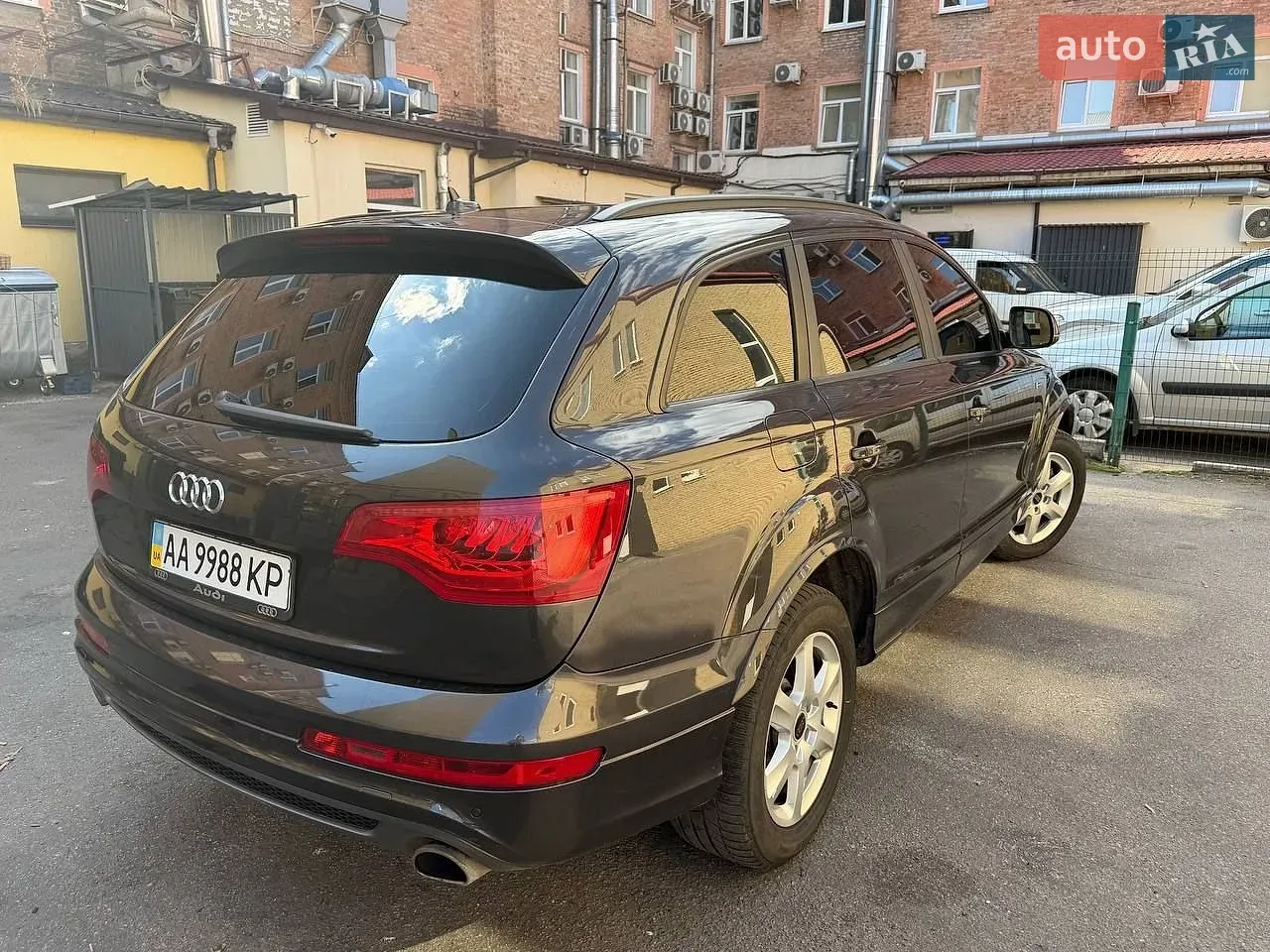 Audi Q7 2012 photo 5
