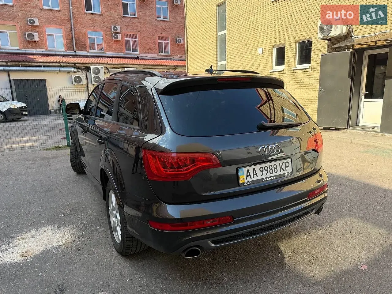 Audi Q7 2012 photo 4