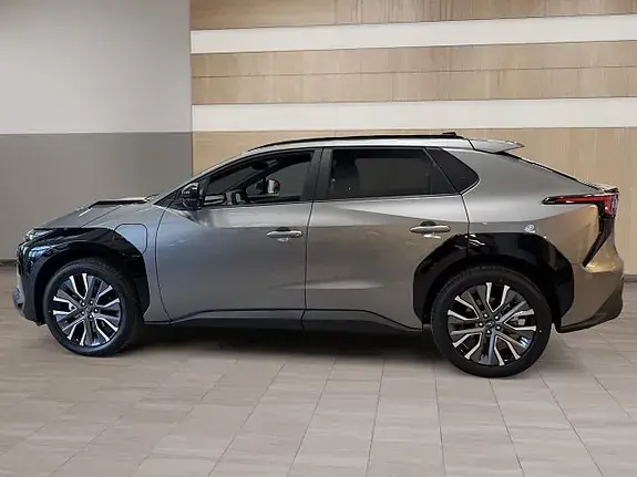 Subaru Solterra 2026 photo 2