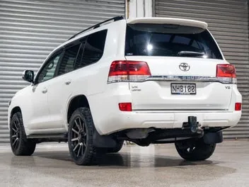 Toyota Land Cruiser 2021 photo 3