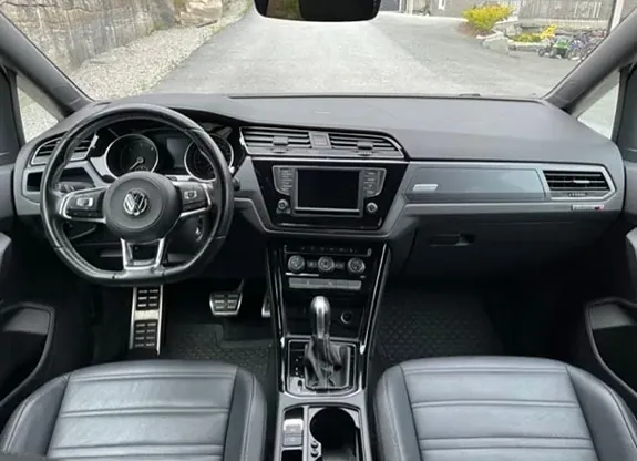 Volkswagen Touran 2017 photo 5