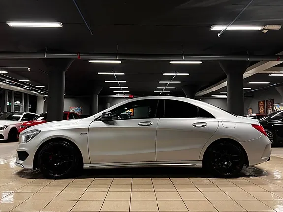 Mercedes-Benz Cla200 2014 photo 2
