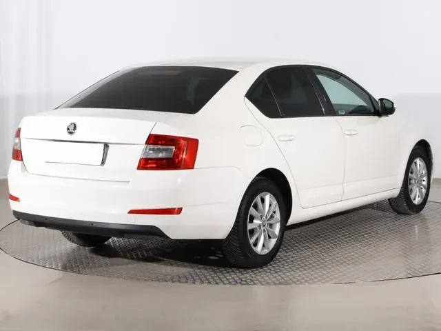 Skoda Octavia 2016 photo 4