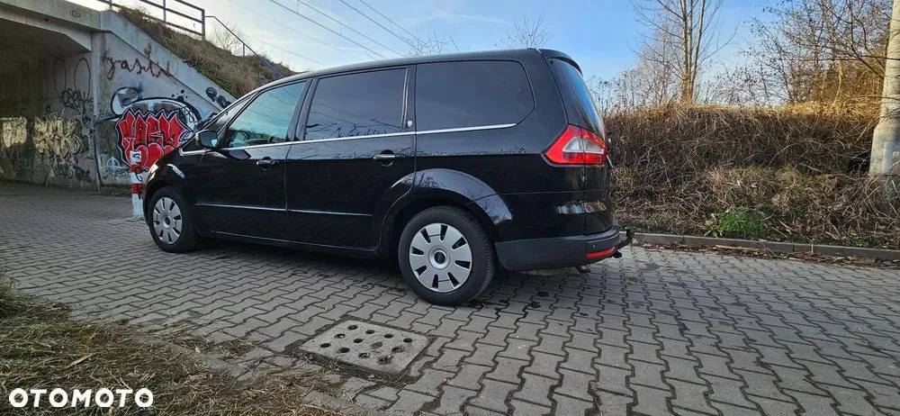 Ford Galaxy 2008 photo 2