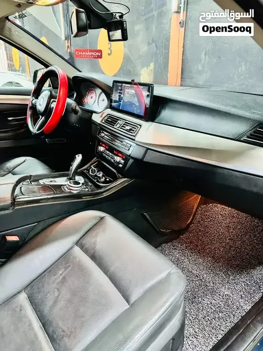 BMW 5 Series 2012 photo 2