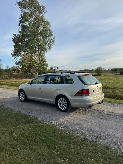 Volkswagen Golf Vi 2010 photo 3