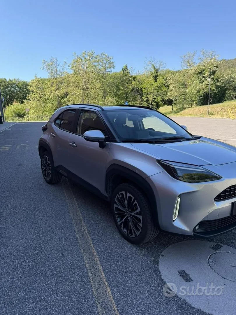 Toyota Yaris Cross 2023 photo 2