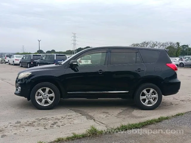 Toyota Vanguard 2011 photo 4