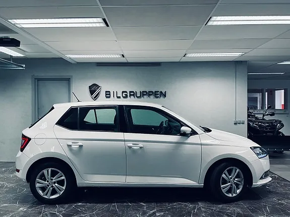 Skoda Fabia 2021 photo 3