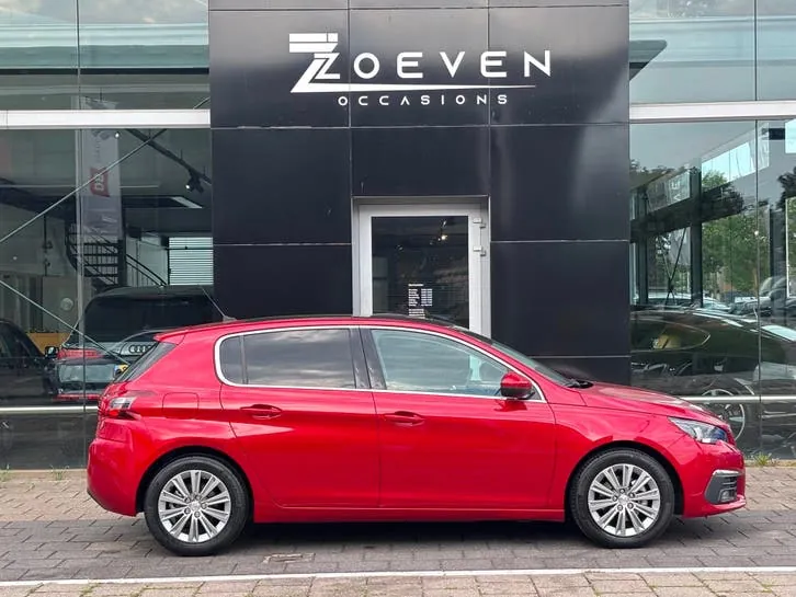 Peugeot 308 2017 photo 3