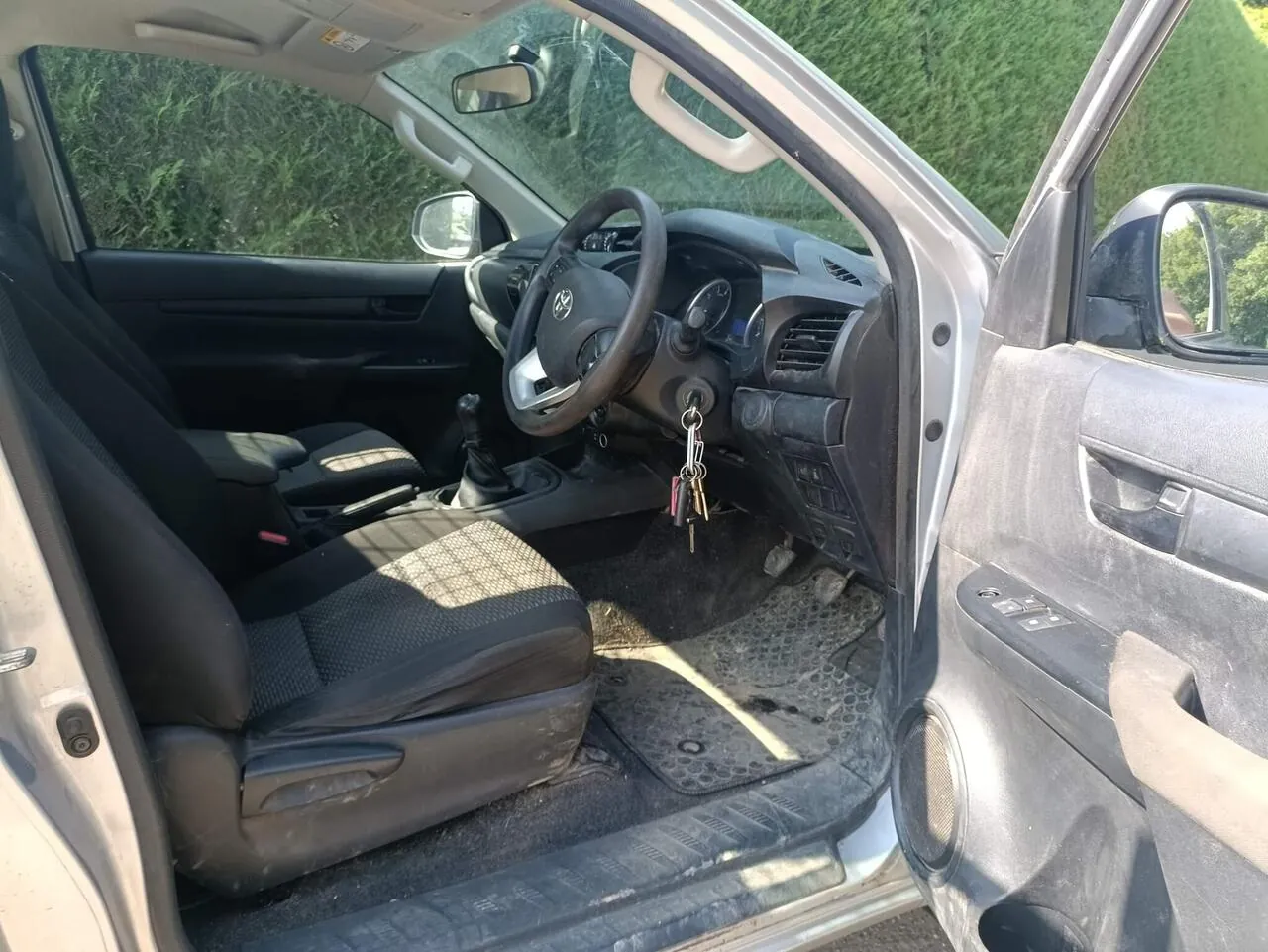 Toyota Hilux 2017 photo 4