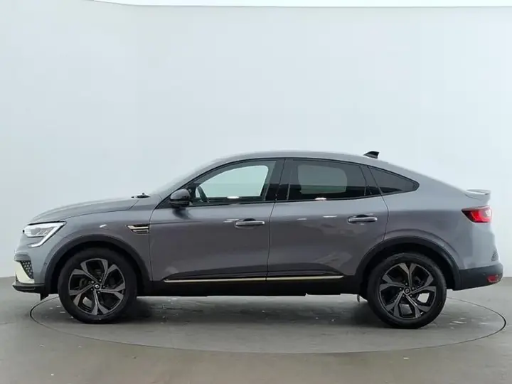 Renault Arkana 2023 photo 4