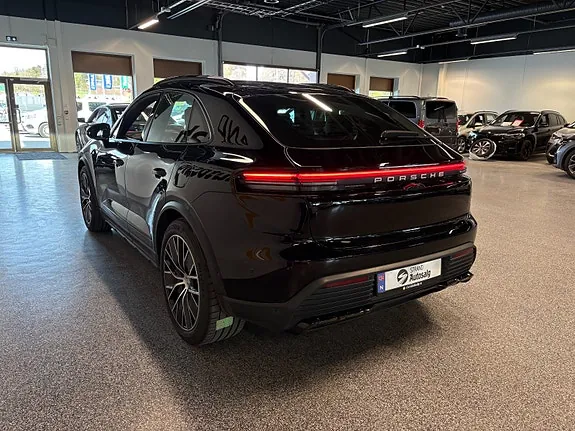 Porsche Macan 2024 photo 5
