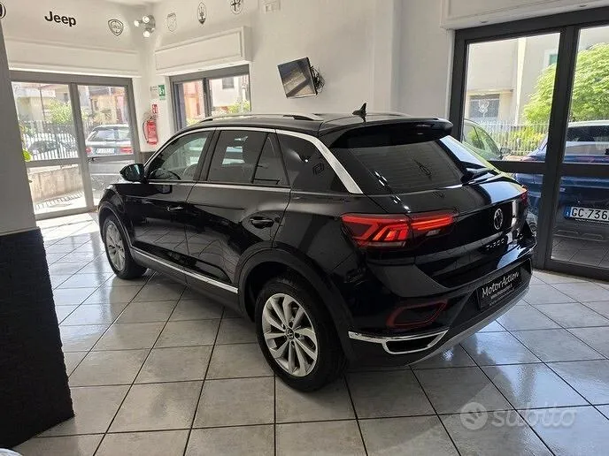 Volkswagen T-Roc 2023 photo 5