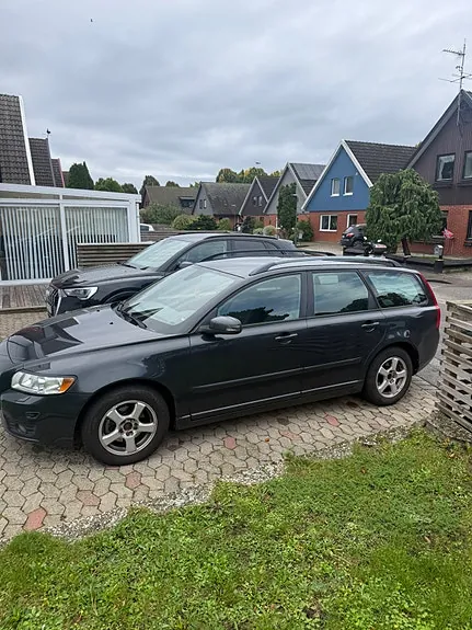 Volvo V50 2009 photo 2