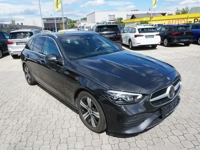 Mercedes-Benz C-Class 2023 photo 3