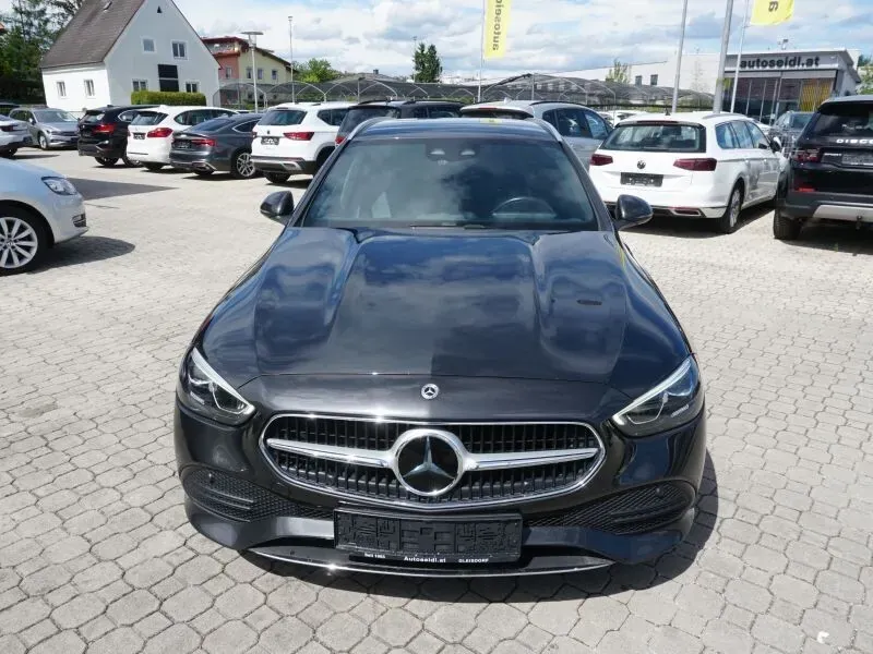 Mercedes-Benz C-Class 2023 photo 2