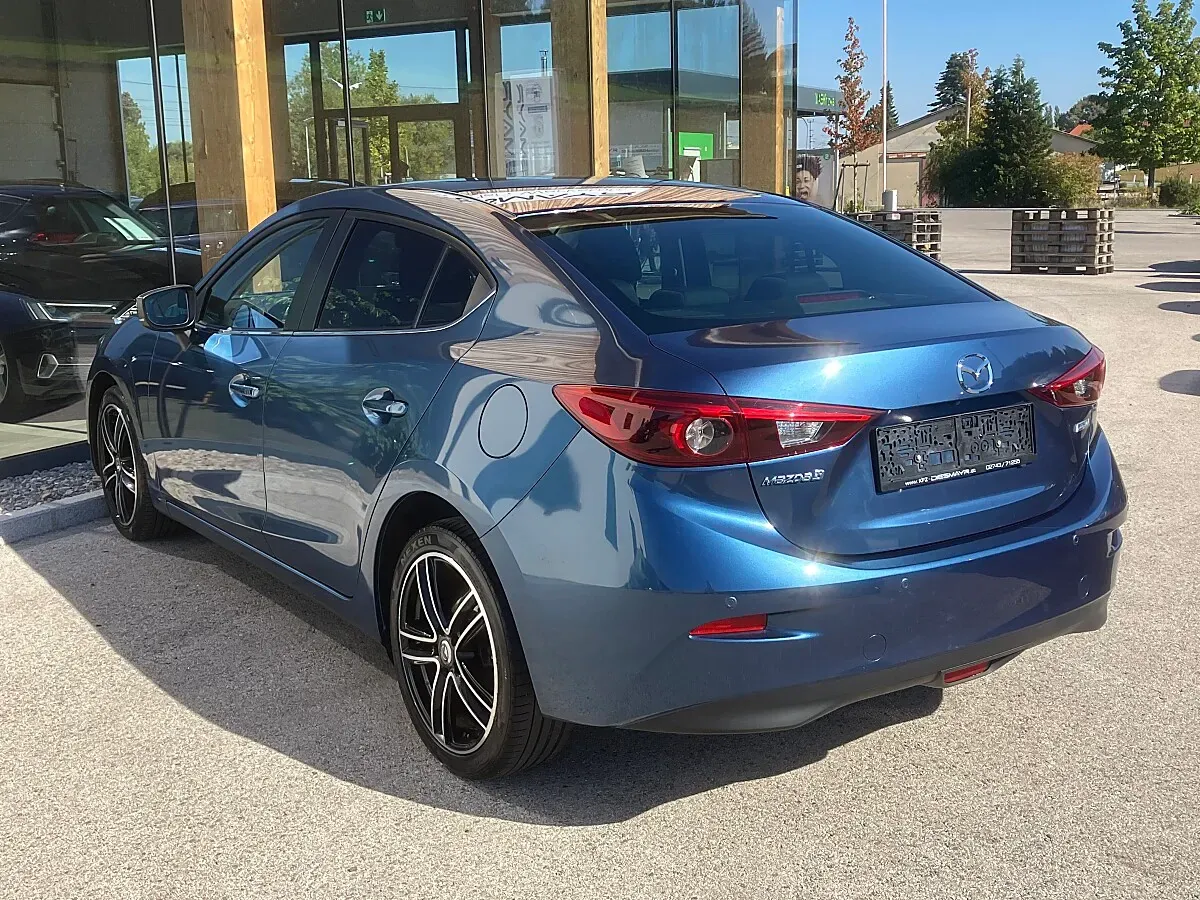 Mazda Mazda3 2017 photo 3