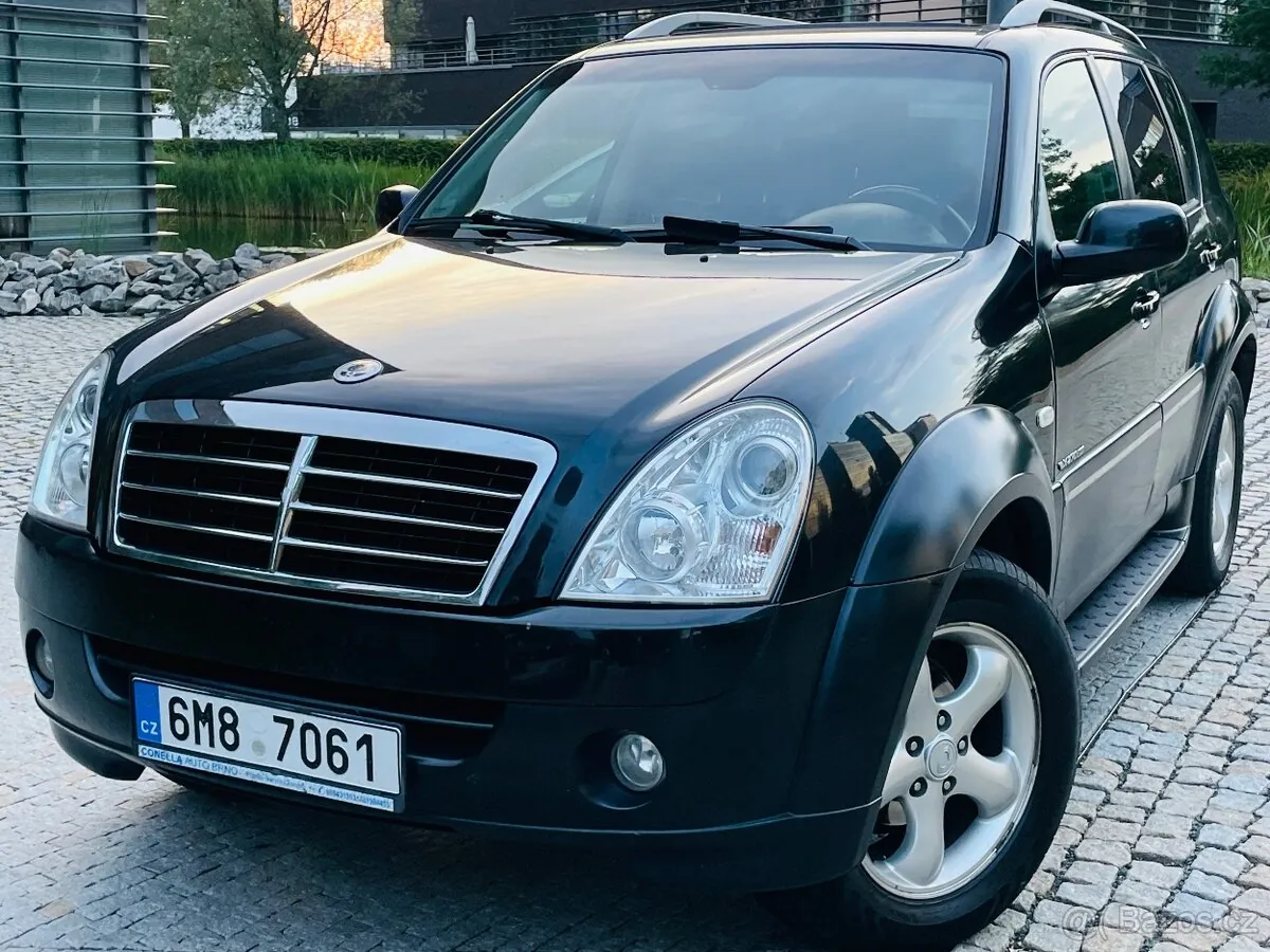 KG Mobility Rexton