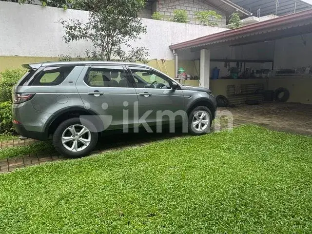 Land Rover Discovery Sport 2016 photo 2