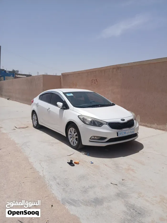 Kia K3 2013 photo 3