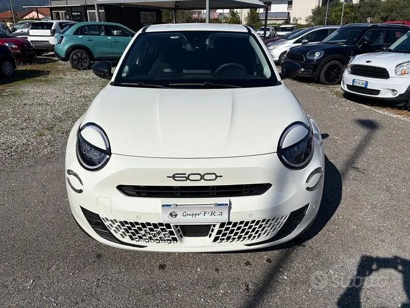 Fiat 600 2024 photo 2