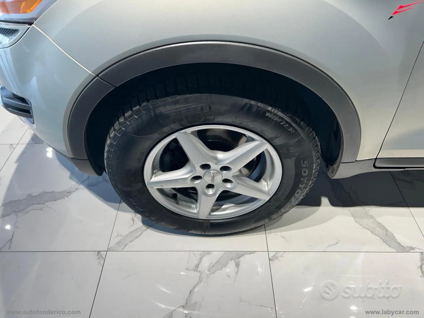 Ford Kuga 2010 photo 3