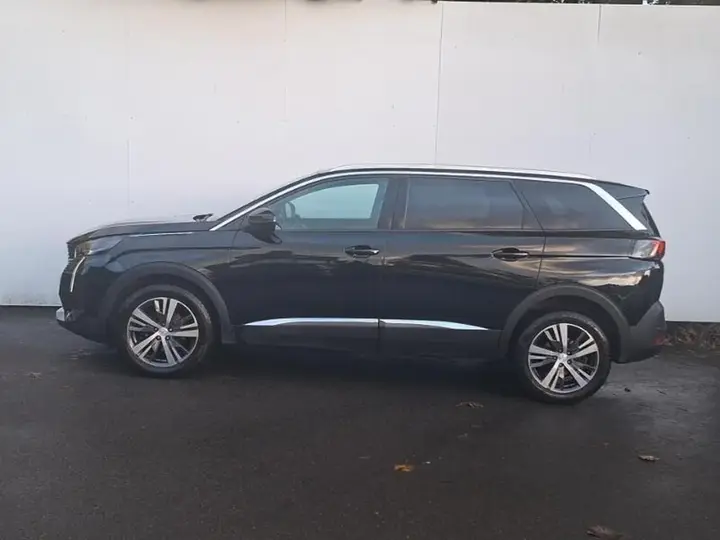 Peugeot 5008 2023 photo 4