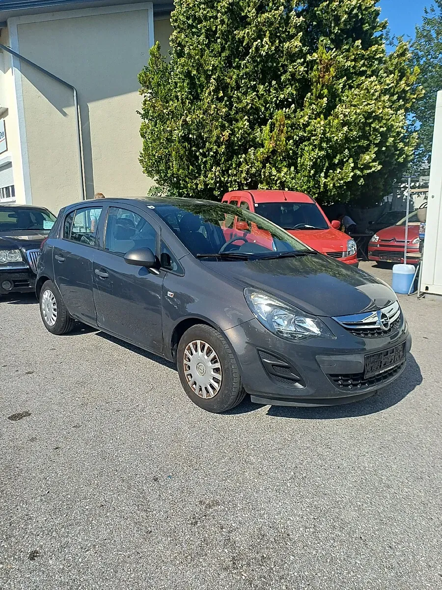 Opel Corsa 2014 photo 3