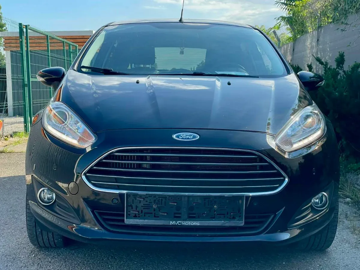 Ford Fiesta 2016 photo 2