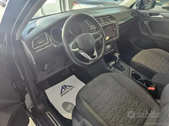 Volkswagen Tiguan 2024 photo 4
