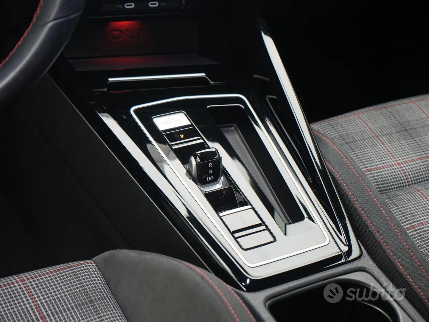Volkswagen Golf Gti 2022 photo 3