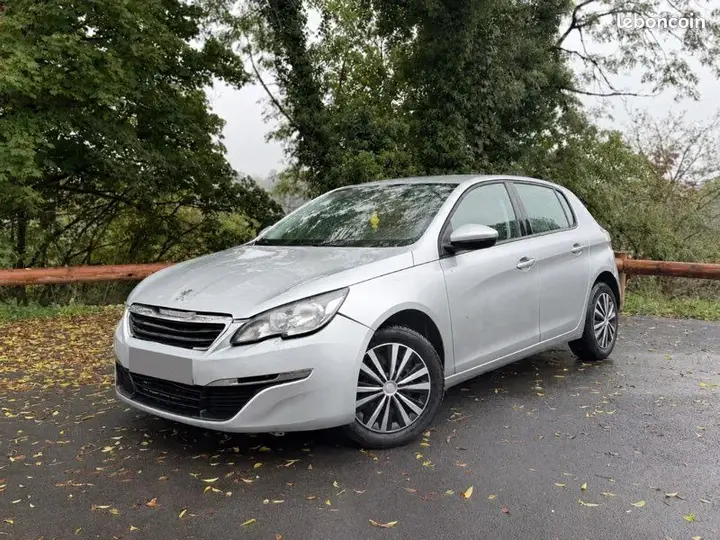 Peugeot 308 2017 photo 2