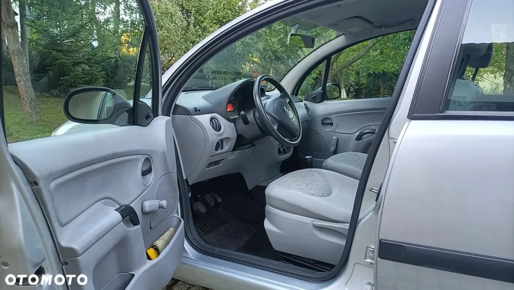 Citroen C3 2004 photo 5