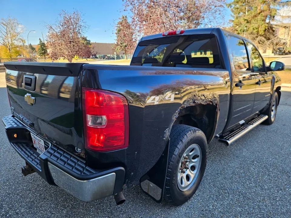 Chevrolet Silverado 1500 2011 photo 3