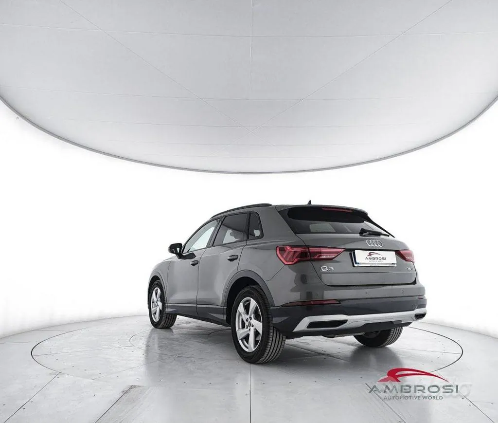 Audi Q3 2023 photo 4